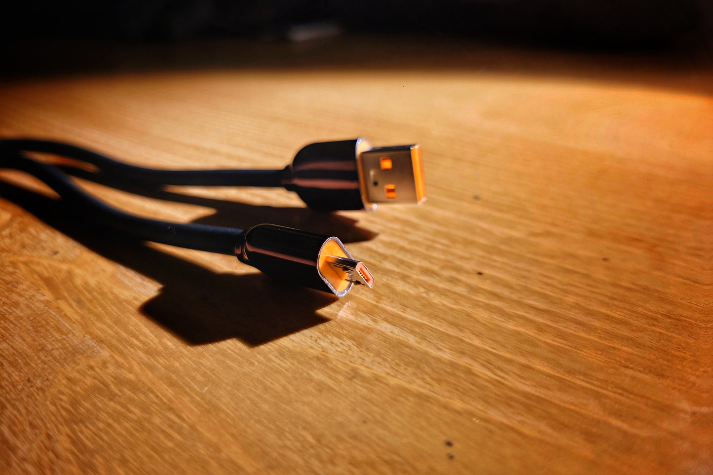 Liquid Silicone Tangle-Less Data Cable